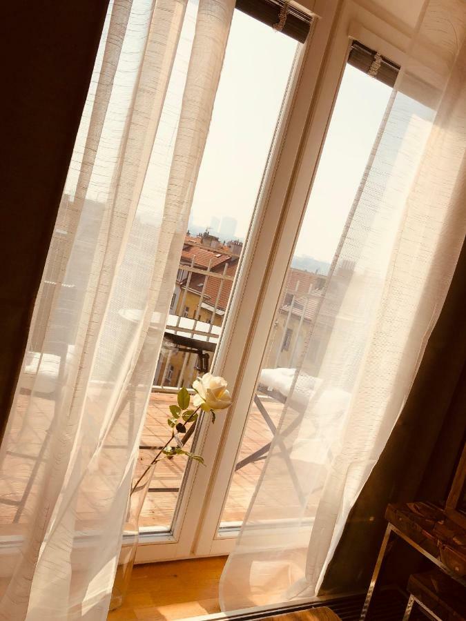 Moskevska With Terrace & Great Location Near The Centre