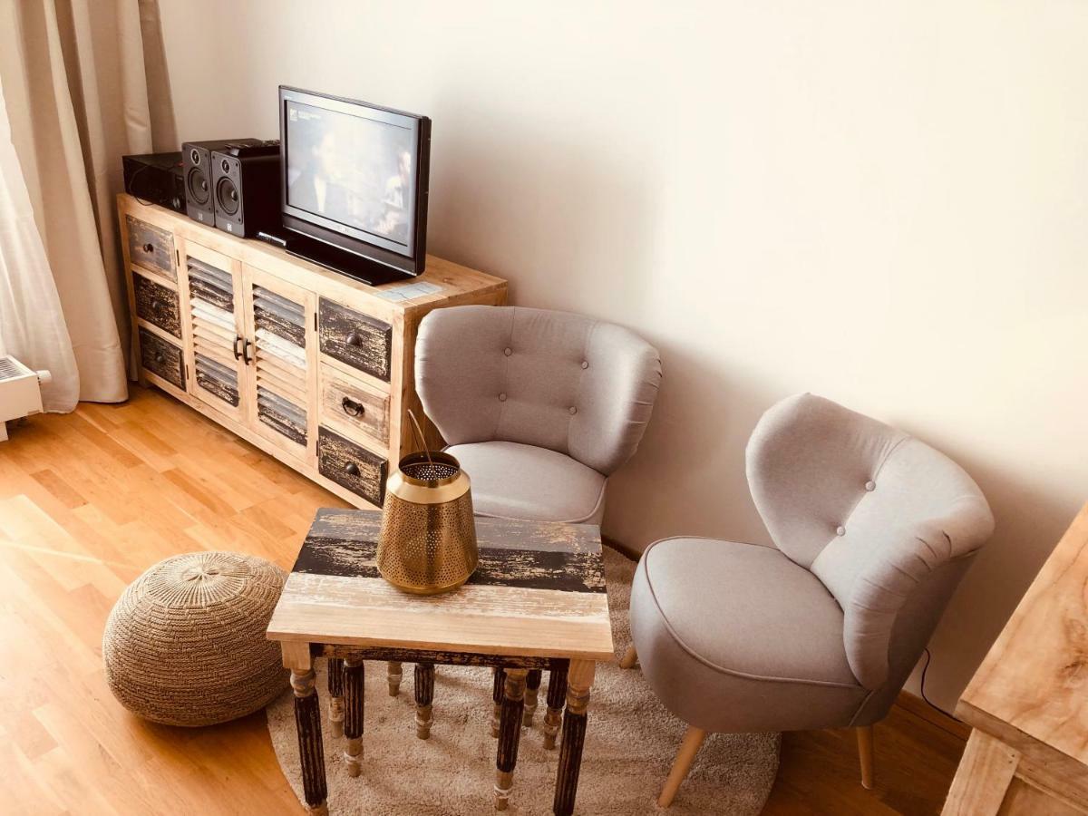 Apartment Moskevska With Terrace & Great Location Near The Centre Prague