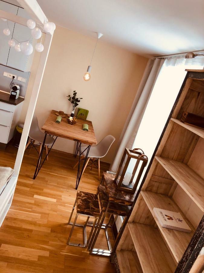 Moskevska With Terrace & Great Location Near The Centre Apartment Prague