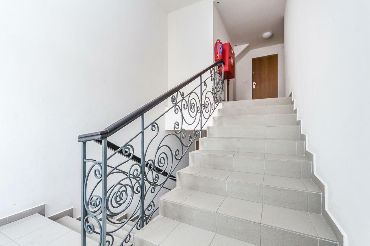 Moskevska With Terrace & Great Location Near The Centre * Prague